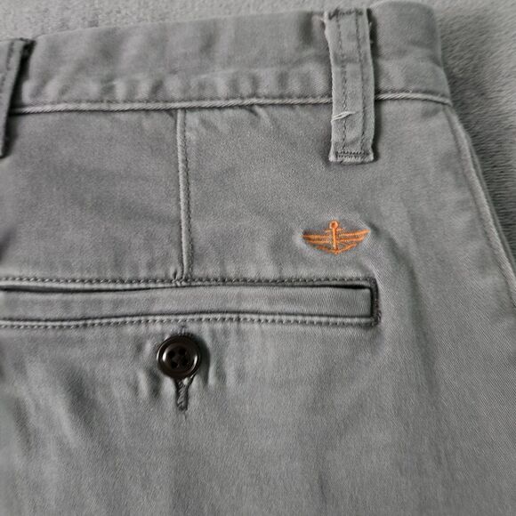 Dockers Pants Mens Size 34x32 Easy Khaki Gray Straight Fit Flat Front Casual - Picture 10 of 11